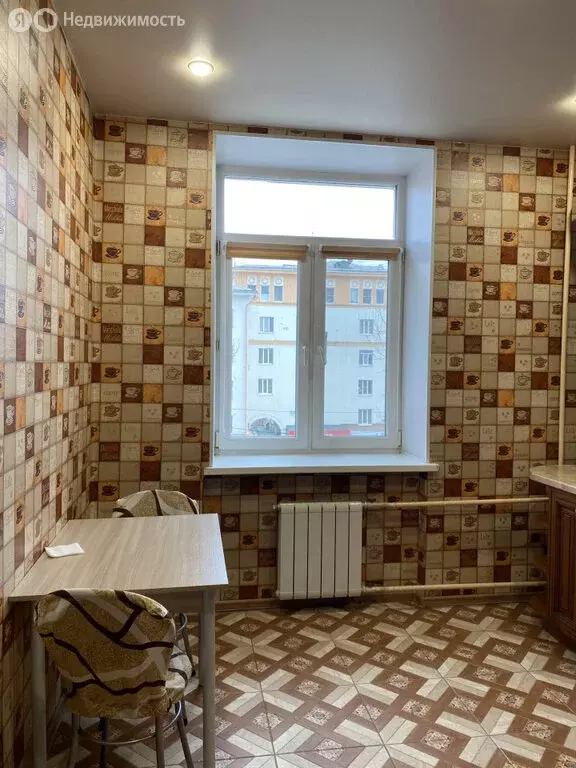 2-комнатная квартира: Екатеринбург, проспект Ленина, 101 (62 м) - Фото 1