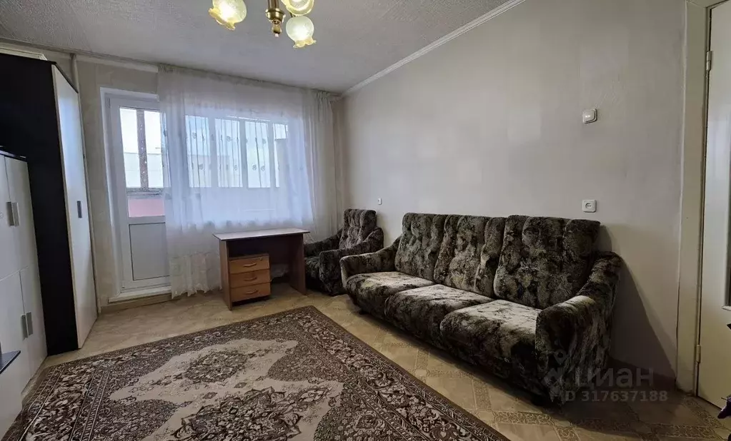 2-к кв. Свердловская область, Екатеринбург ул. Серова, 27 (48.9 м) - Фото 0
