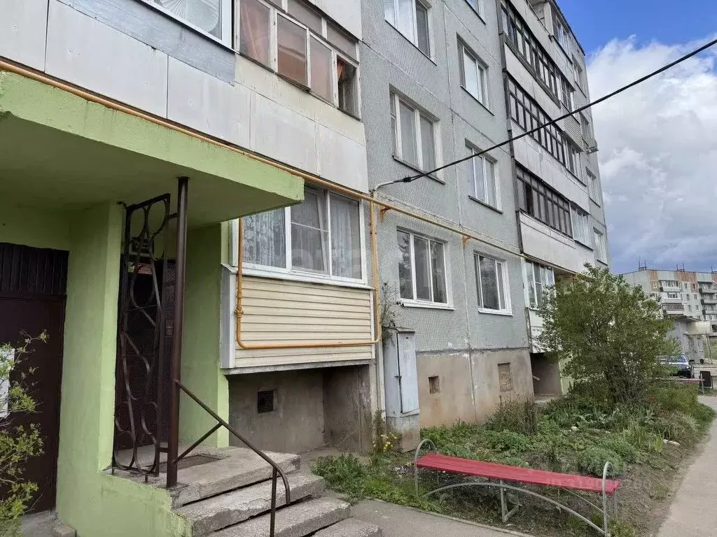 2-к кв. Псковская область, Печоры Индустриальная ул., 6 (54.0 м) - Фото 0