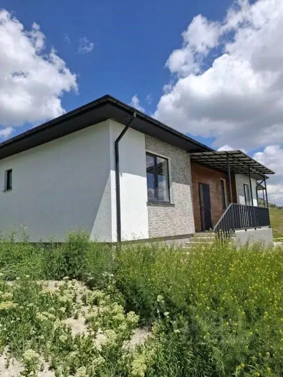 Дом в Крым, Симферопольский район, Перовское с/пос, с. Молочное ул. ... - Фото 2