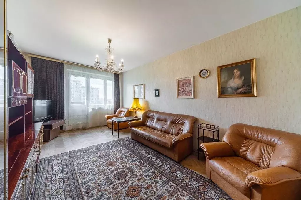 3-к кв. Москва ул. Ивана Бабушкина, 3 (73.3 м) - Фото 1