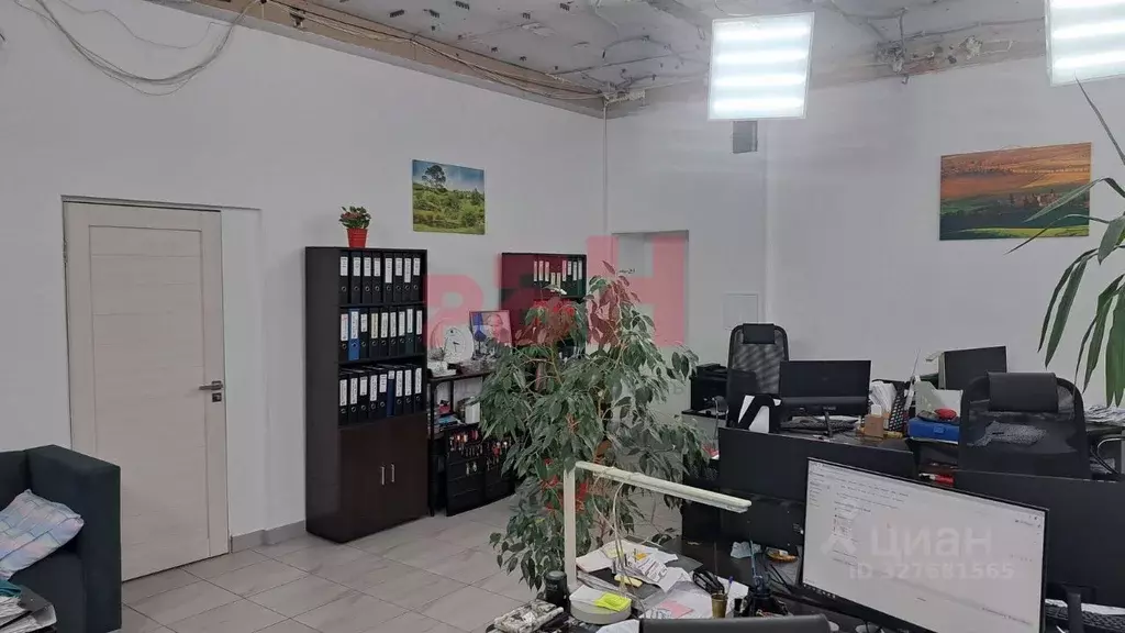 Помещение свободного назначения в Омская область, Омск ул. Гагарина, 2 ... - Фото 2