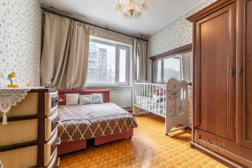 3-к кв. Санкт-Петербург ул. Кораблестроителей, 29К4 (70.3 м) - Фото 0
