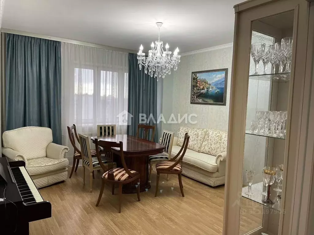 4-к кв. Московская область, Химки Планерная мкр, 11к1 (120.0 м) - Фото 0