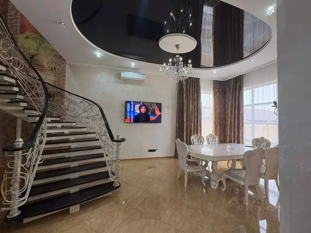 Дом в Астраханская область, Астрахань Царевская ул., 76 (142 м) - Фото 2