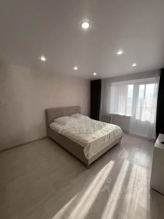 1-к кв. Удмуртия, Ижевск Удмуртская ул., 206 (40.0 м) - Фото 1