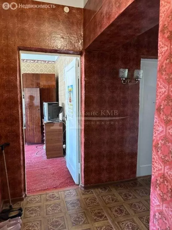3-комнатная квартира: Георгиевск, улица Кутузова, 4 (56 м) - Фото 0
