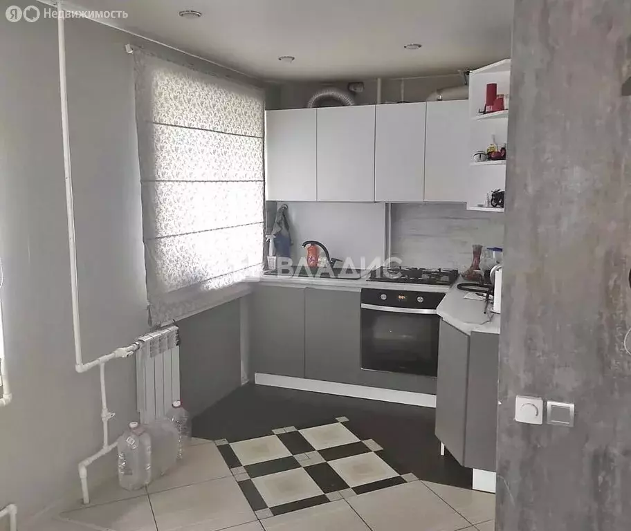 2-комнатная квартира: Кузнецк, улица Радищева, 9 (43 м) - Фото 0
