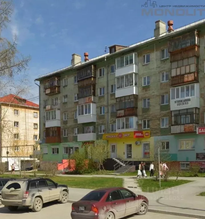 Торговая площадь в Свердловская область, Асбест просп. Ленина, 43 (90 ... - Фото 2