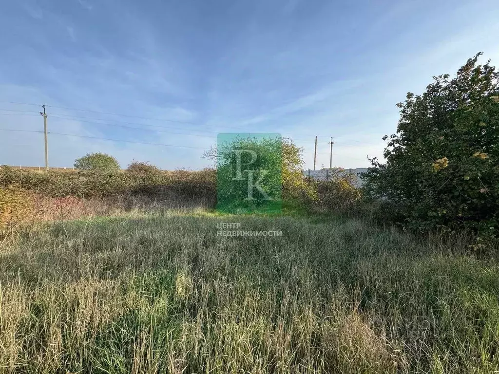 Участок в Севастополь с. Андреевка, ул. Приусадебная, 32 (4.3 сот.) - Фото 1