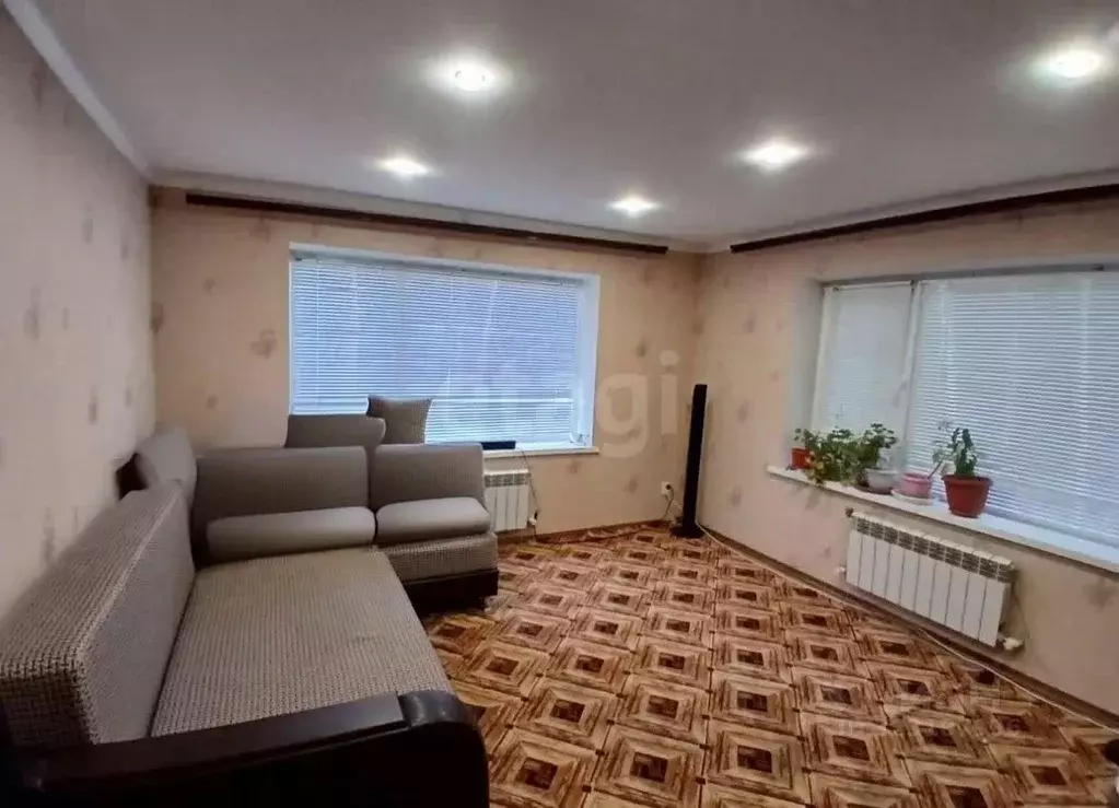 Дом в Белгородская область, Валуйки ул. Чехова, 20 (126 м) - Фото 1