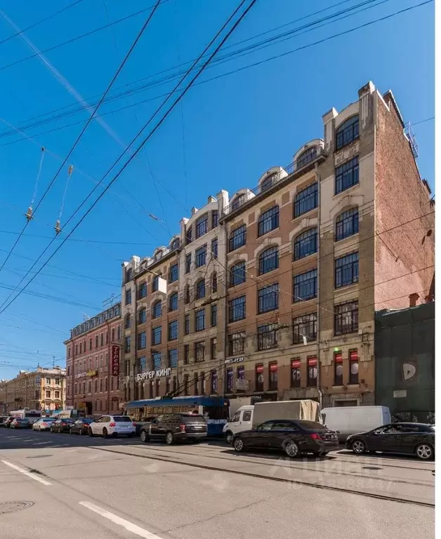 Торговая площадь в Санкт-Петербург просп. Средний Васильевского ... - Фото 0