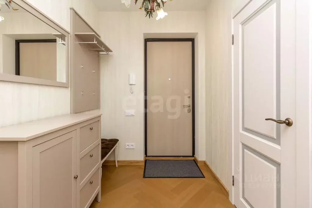 2-к кв. Тюменская область, Тюмень ДОК мкр, ул. Воронинская, 47 (64.8 ... - Фото 1