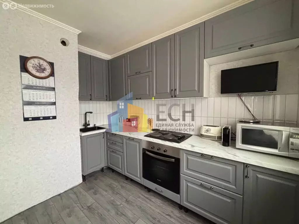 3-комнатная квартира: Москва, Новомарьинская улица, 13 (74.9 м) - Фото 1