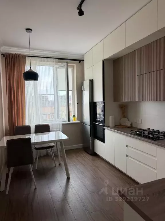 4-к кв. Кабардино-Балкария, Нальчик Московская ул., 3А (110.0 м) - Фото 1