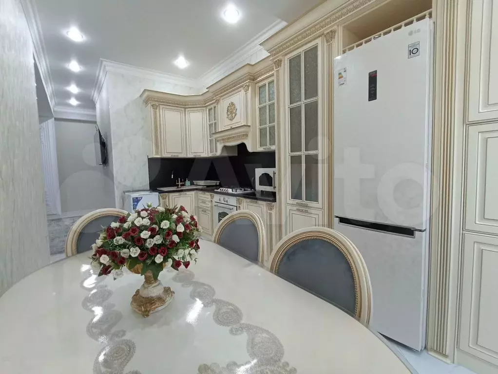 2-к. квартира, 70 м, 3/12 эт. - Фото 0