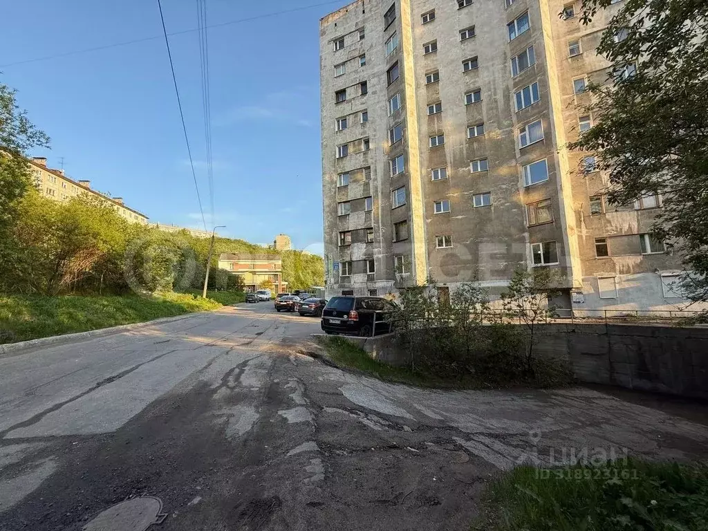Гараж в Мурманская область, Мурманск просп. Кирова (16 м) - Фото 0
