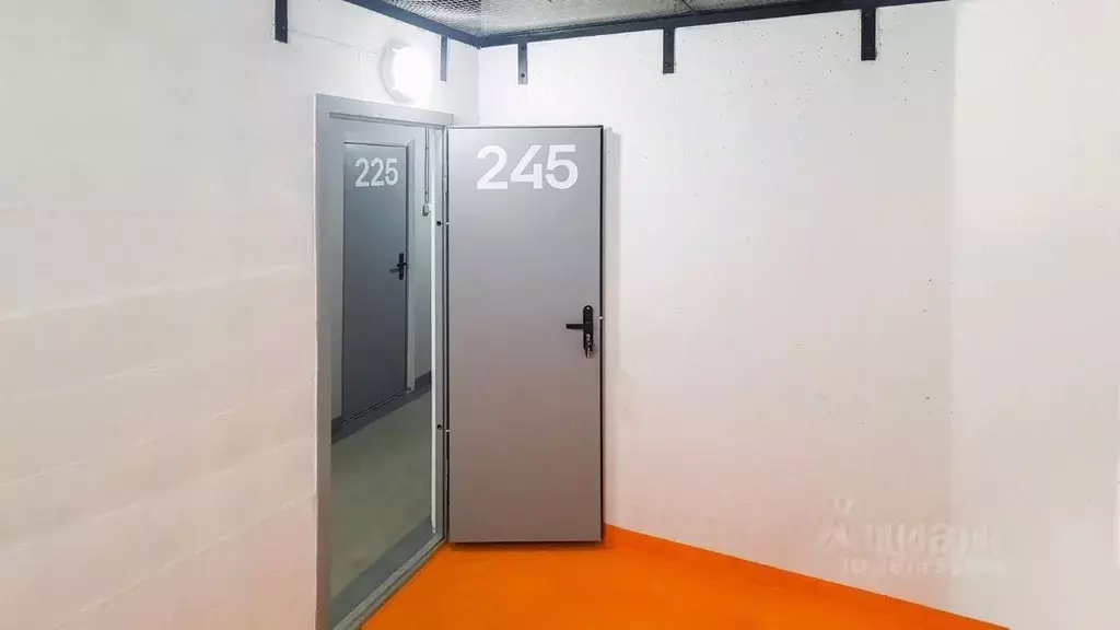 Гараж в Московская область, Люберцы ул. 8 Марта, 20к2 (5 м) - Фото 1