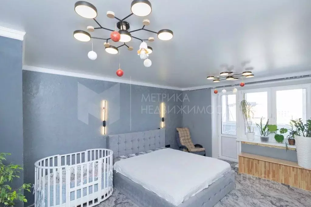 2-к кв. Тюменская область, Тюмень ул. Жуковского, 88/1 (71.2 м) - Фото 1