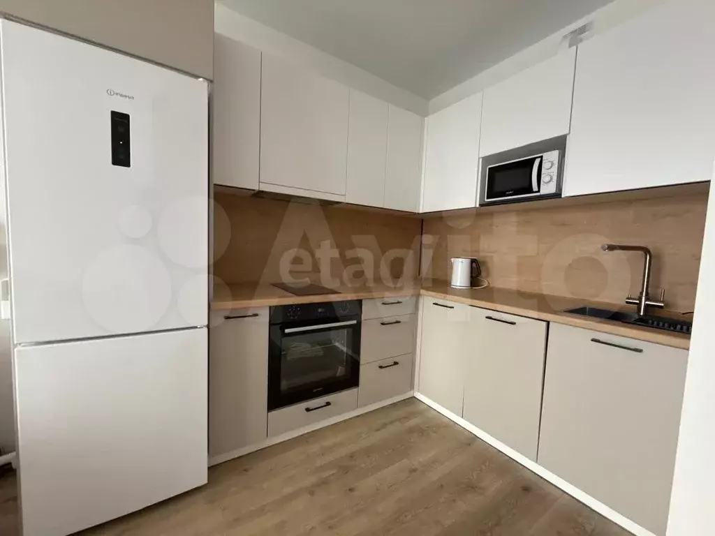 1-к. квартира, 40 м, 10/16 эт. - Фото 0