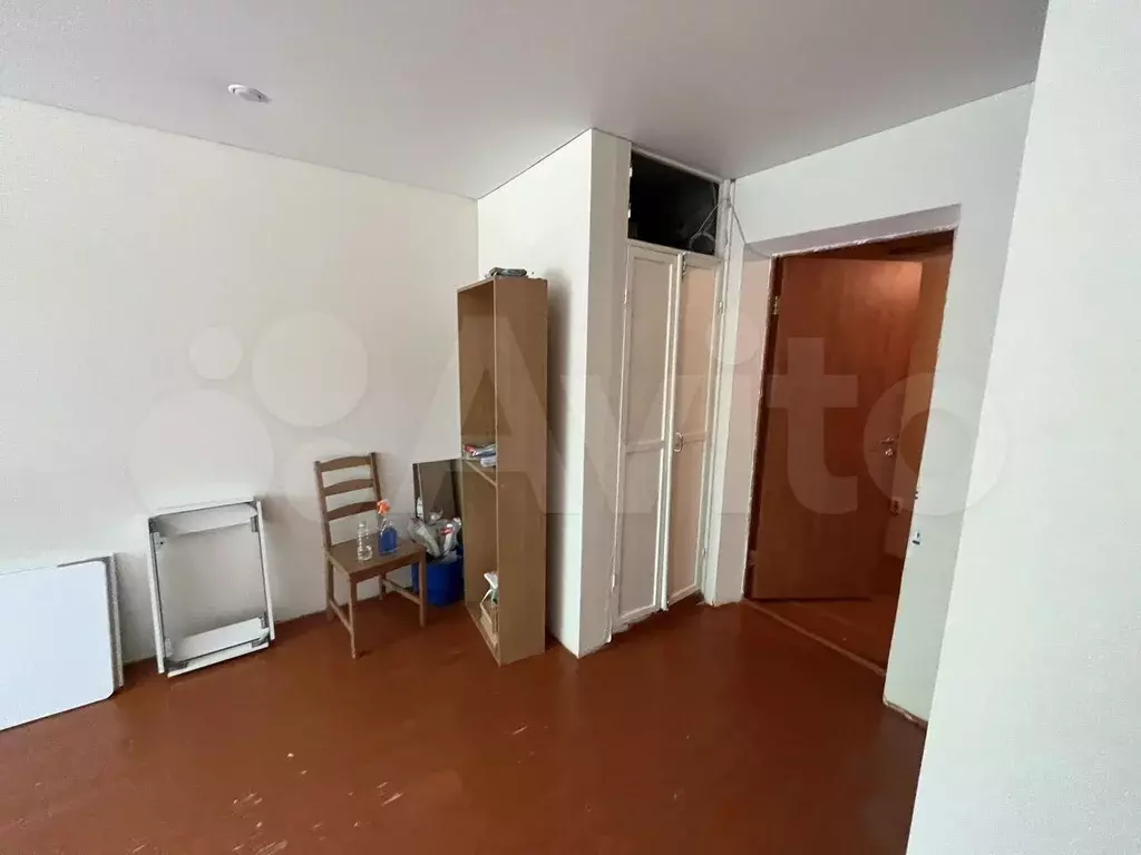 Комната 16,9 м в 5-к., 2/5 эт. - Фото 1