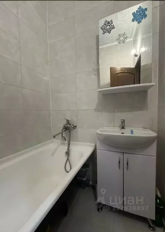 2-к кв. Саха (Якутия), Якутск ул. Чернышевского, 118/1 (55.0 м) - Фото 1