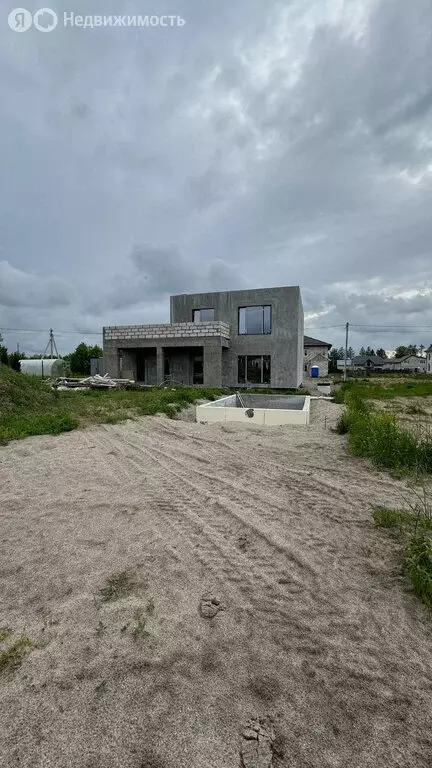 Дом в посёлок Луговое, Яблочная улица, 22 (347.3 м) - Фото 1