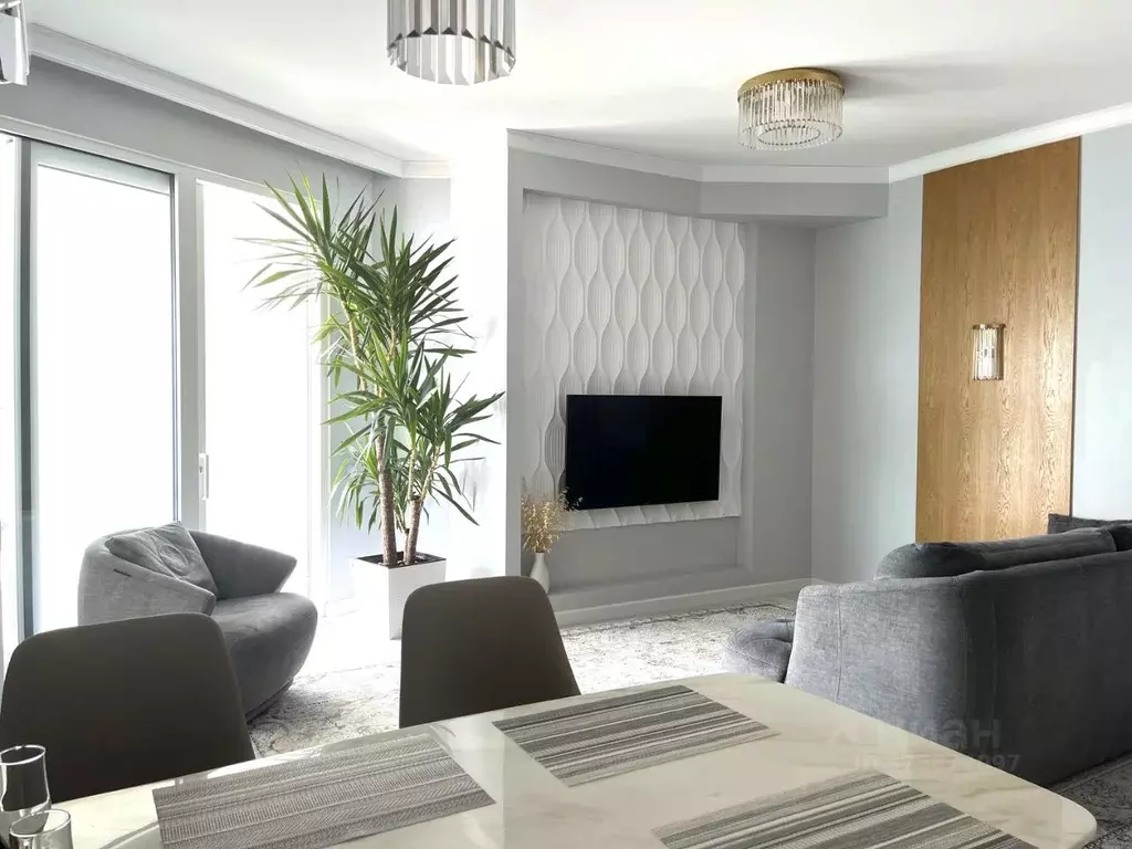 3-к кв. Крым, Ялта муниципальный округ, Отрадное пгт ш. Дражинского, ... - Фото 1