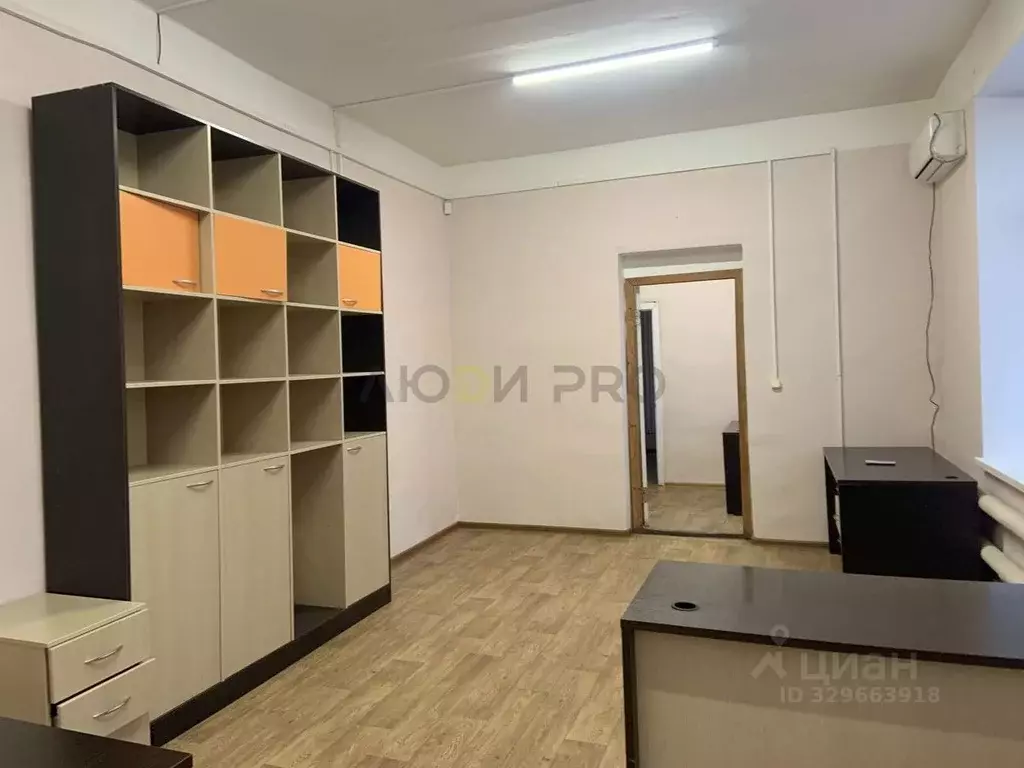 Офис в Саратовская область, Саратов ул. Имени Е.И. Пугачева, 10к1 (44 ... - Фото 1