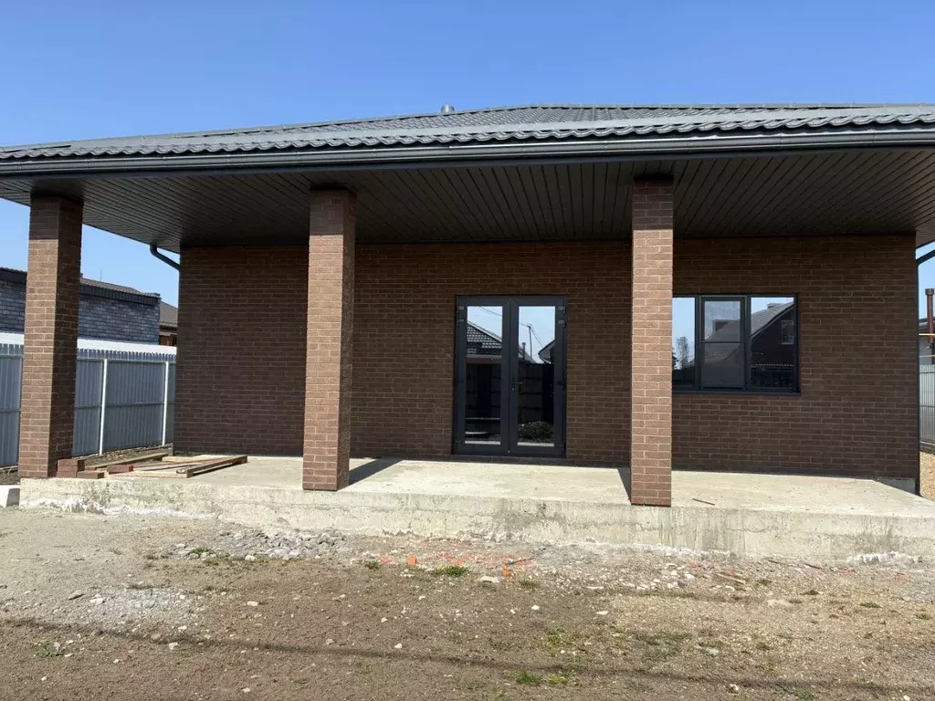 Дом в Краснодарский край, Динской район, Южно-Кубанское с/пос, пос. ... - Фото 2