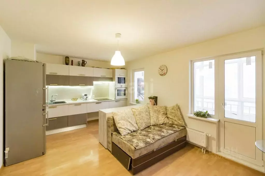 2-к кв. Свердловская область, Екатеринбург ул. Рассветная, 6к2 (82.6 ... - Фото 1