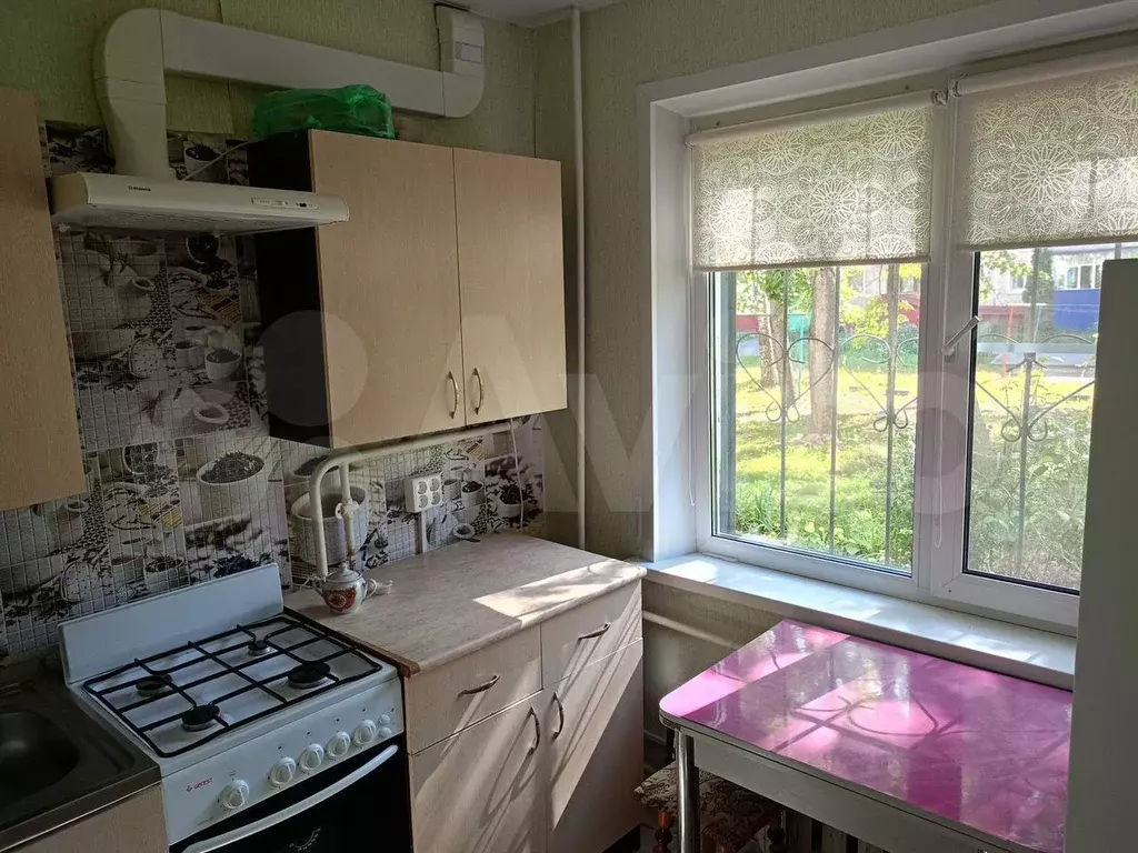 1-к. квартира, 30,6 м, 1/5 эт. - Фото 0