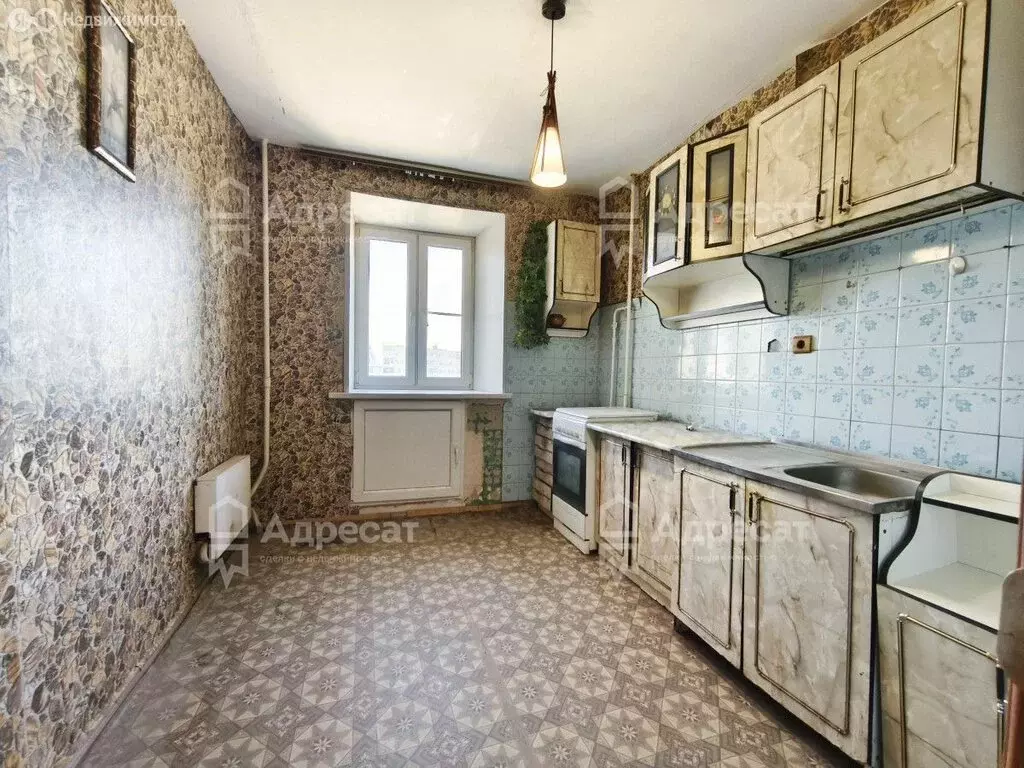 3-комнатная квартира: Волгоград, улица Героев Тулы, 11 (60.7 м) - Фото 0