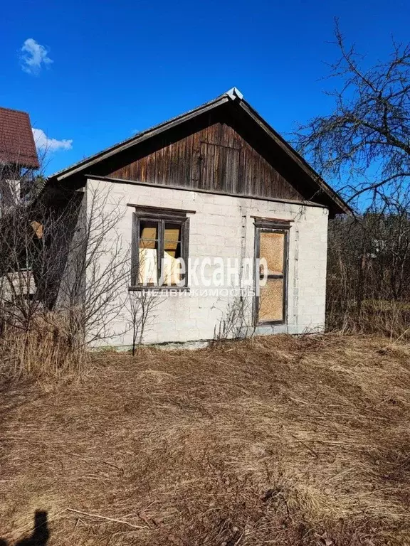 Дом в Ленинградская область, Всеволожск Октябрьский просп., 43 (31 м) - Фото 1