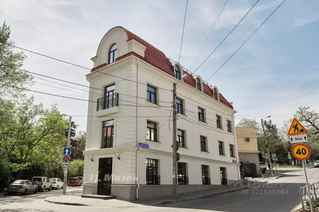 Помещение свободного назначения в Севастополь ул. Шмидта, 7 (73 м) - Фото 1