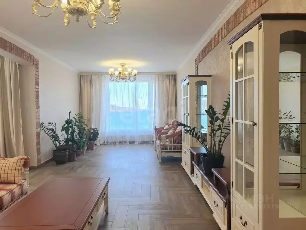 4-к кв. Приморский край, Владивосток ул. Басаргина, 42 (129.6 м) - Фото 1