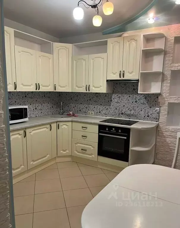 2-к кв. Башкортостан, Уфа ул. Карла Маркса, 60 (55.0 м) - Фото 1