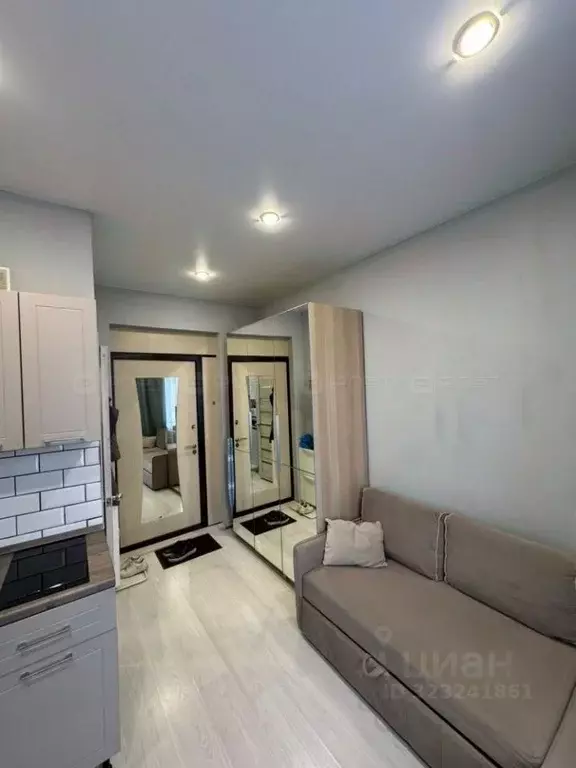 1-к кв. Татарстан, Казань ул. Нурсултана Назарбаева, 35к1 (13.5 м) - Фото 0