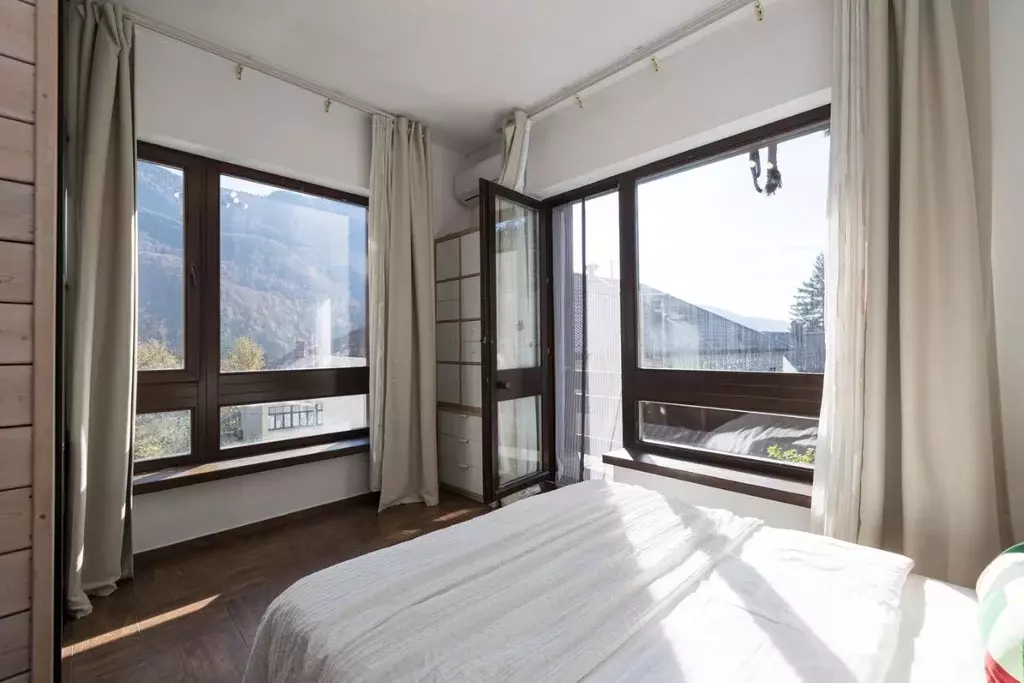 1-к кв. Краснодарский край, Сочи Красная Поляна пгт, ул. Заповедная, ... - Фото 2