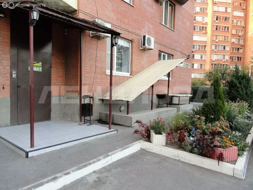 Квартира-студия: Ростов-на-Дону, улица Ерёменко, 60/11 (42.1 м) - Фото 1