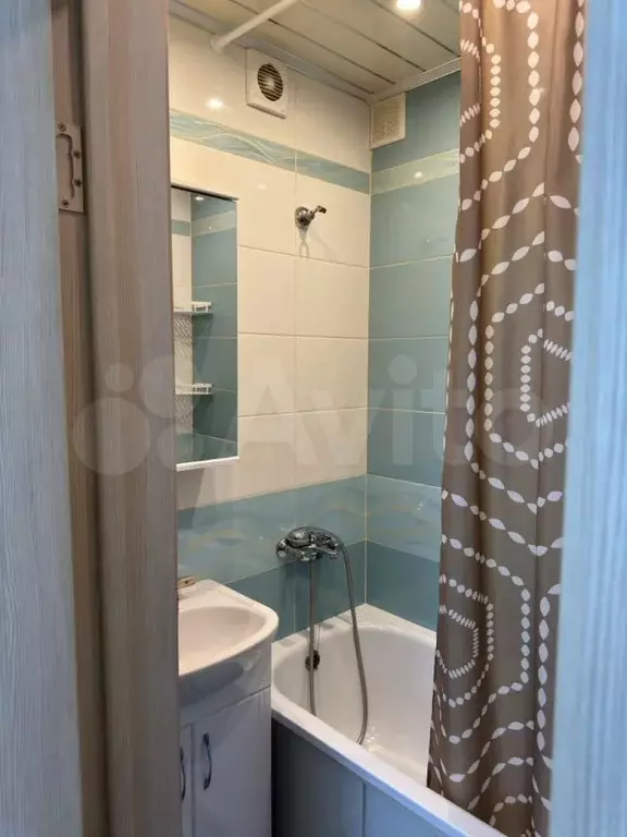 2-к. квартира, 43 м, 2/5 эт. - Фото 1