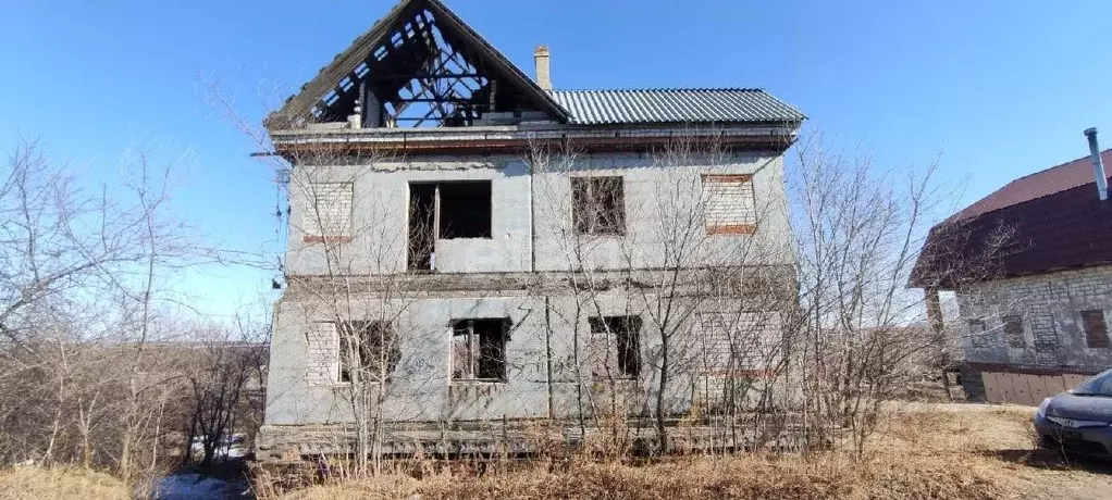 Дом в Амурская область, Белогорск пер. Нефтебаза (112 м) - Фото 1