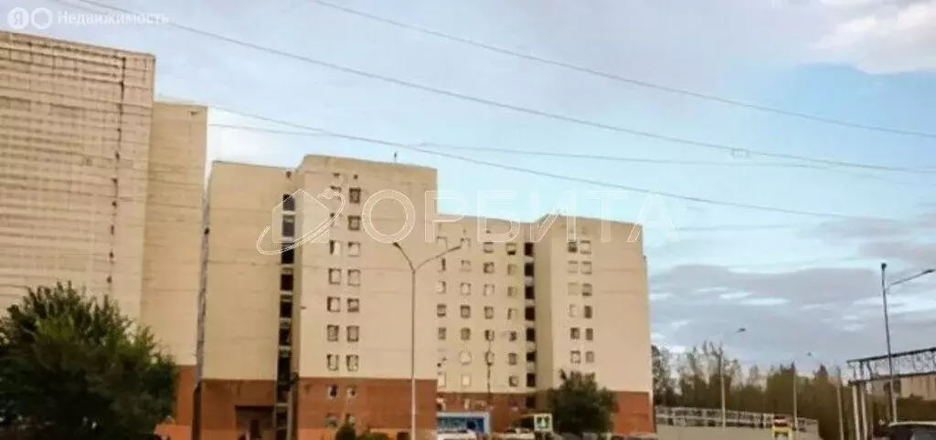 Квартира-студия: Тюмень, улица Республики, 229 (28 м) - Фото 0