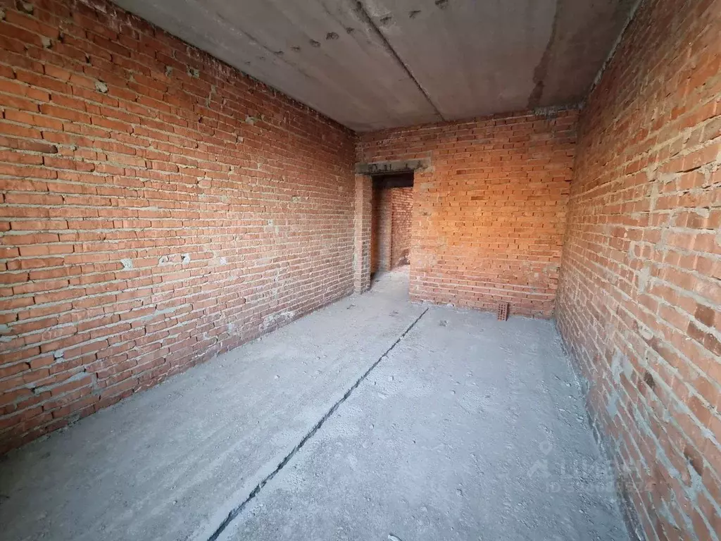 3-к кв. Северная Осетия, Владикавказ ул. Билара Кабалоева, 16А (82.0 ... - Фото 1