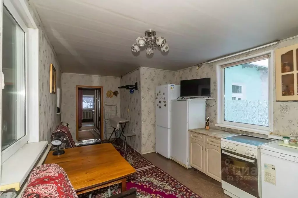 Дом в Челябинская область, Челябинск просп. Победы, 9 (69 м) - Фото 1