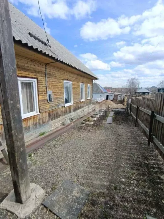 Дом в Кемеровская область, Анжеро-Судженск Простой пер. (62 м) - Фото 1