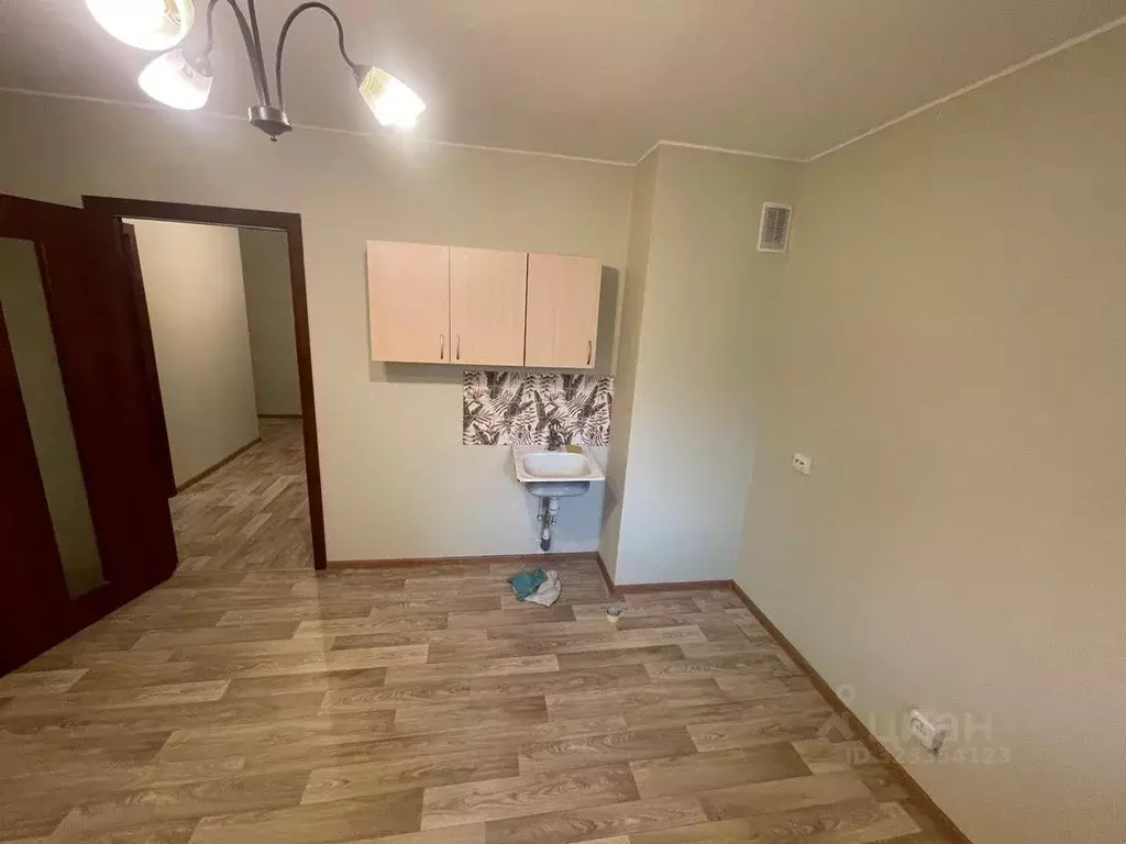 3-к кв. Санкт-Петербург пос. Парголово, ул. Валерия Гаврилина, 5 (80.0 ... - Фото 1