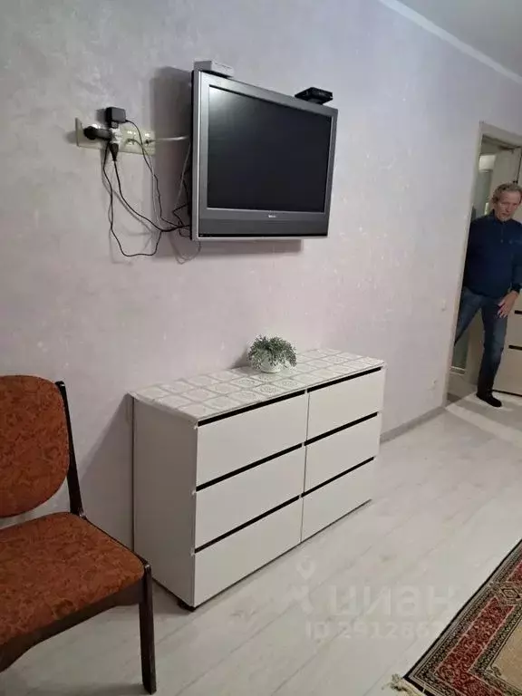 1-к кв. Ростовская область, Таганрог Большой просп., 42 (30.0 м) - Фото 1