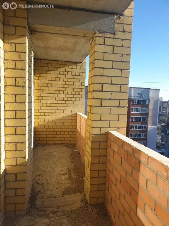 2-комнатная квартира: Тюмень, Депутатская улица, 80к2 (103 м) - Фото 1