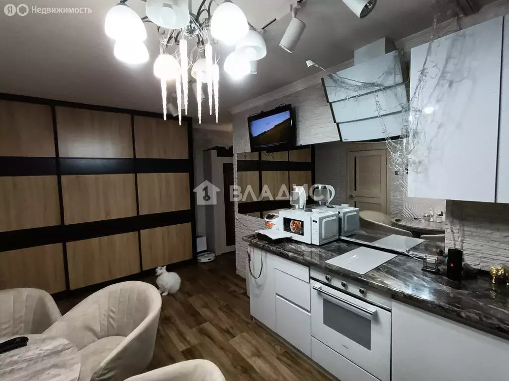 3-комнатная квартира: Южно-Сахалинск, Милицейская улица, 13 (48 м) - Фото 2